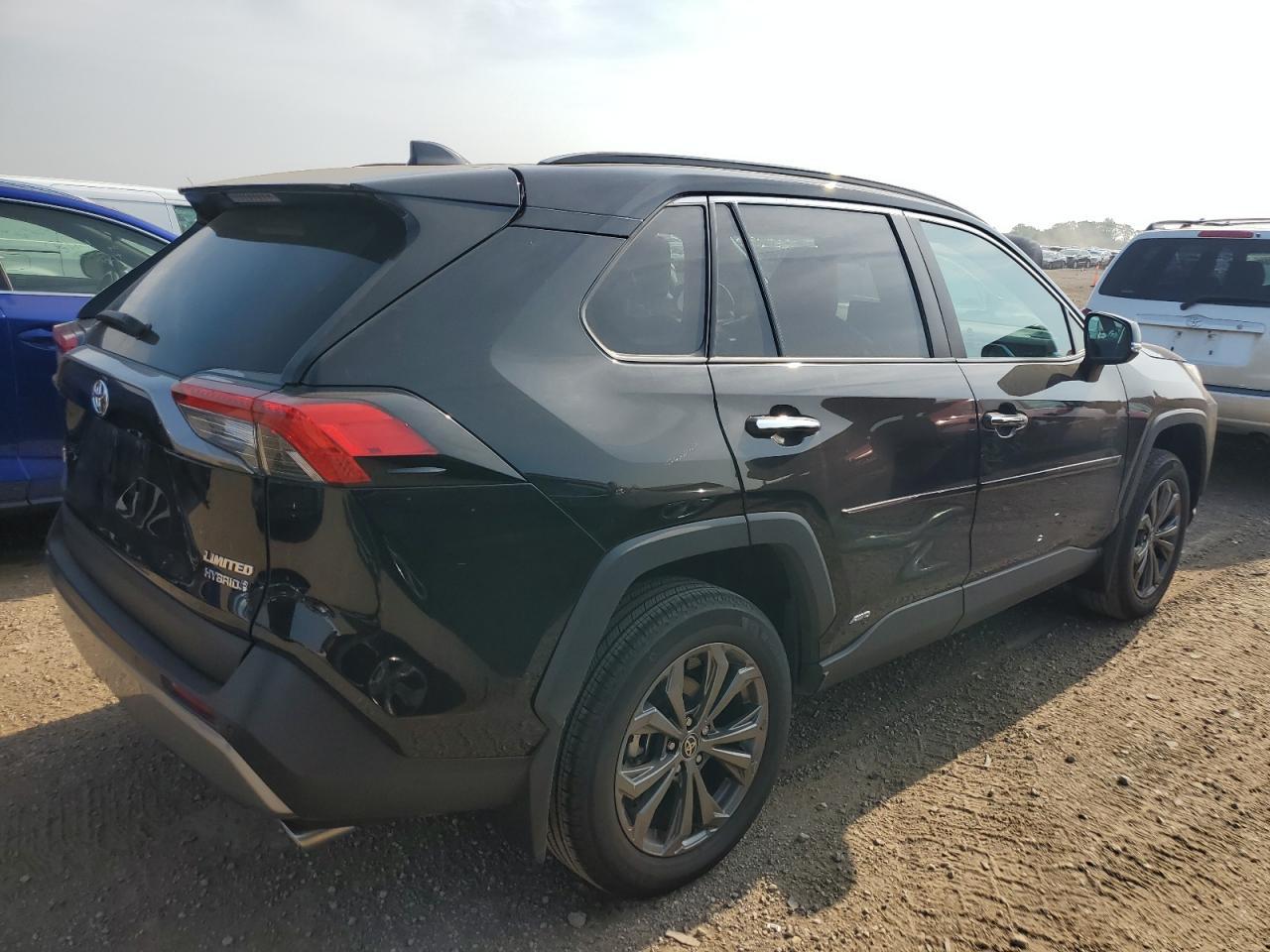 2024 Toyota Rav4 Limited - Фото 3