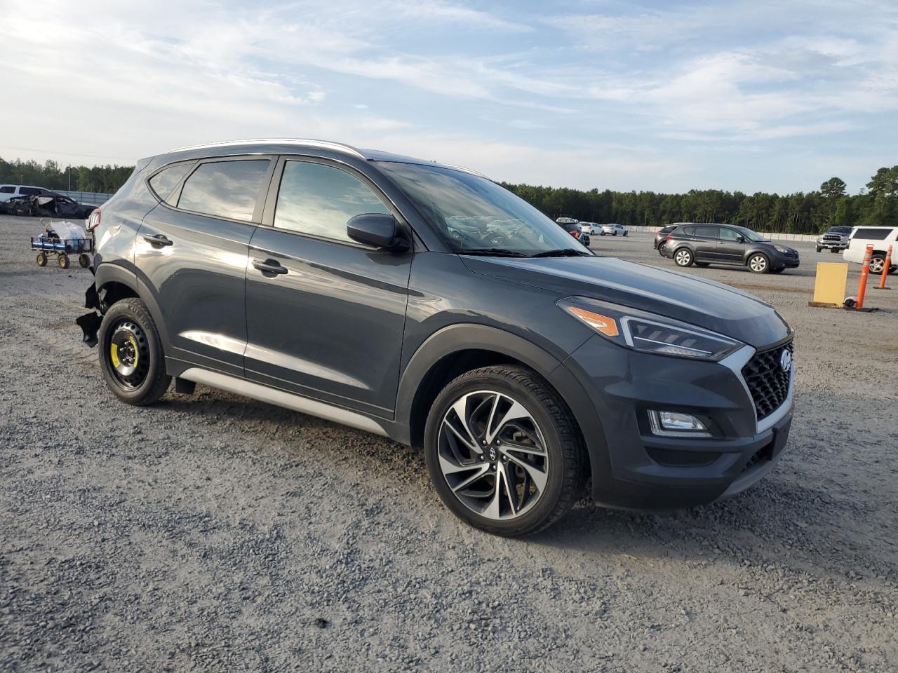 2021 Hyundai Tucson Limited - Фото 4
