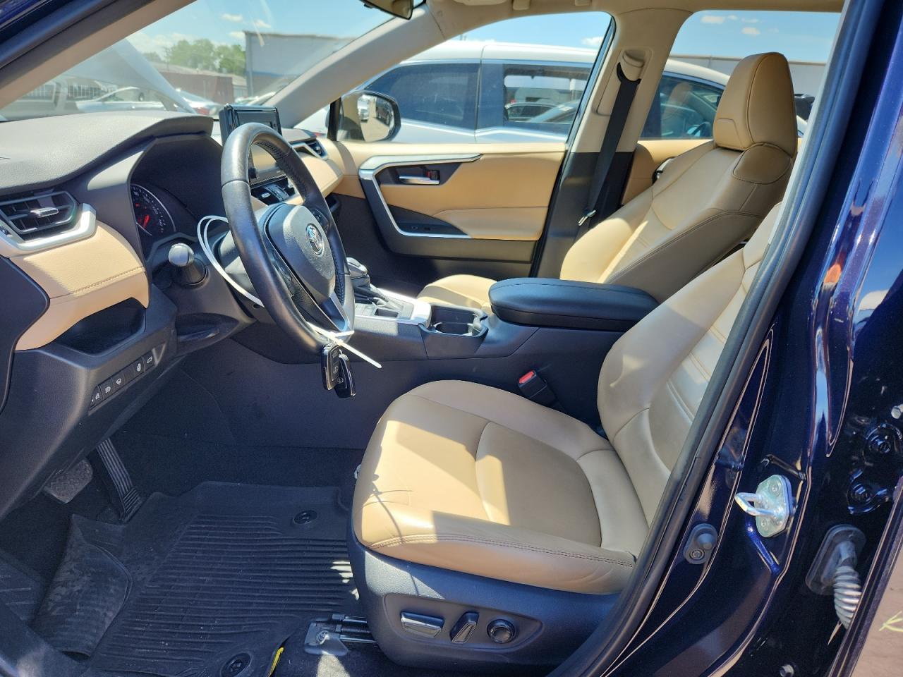 2021 Toyota Rav4 Xle Premium - Фото 7