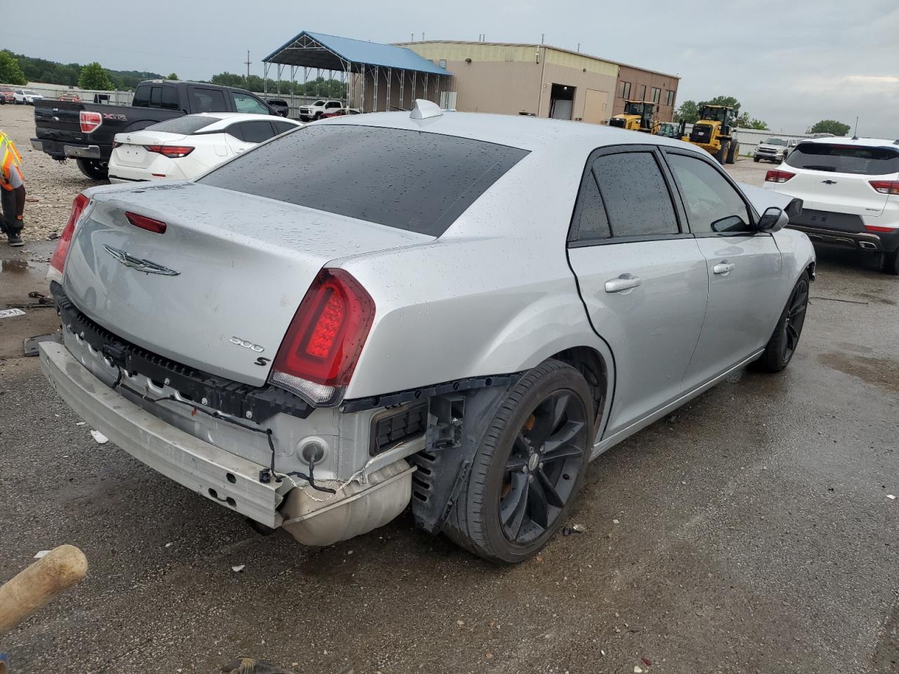 2019 Chrysler 300 S - Фото 3
