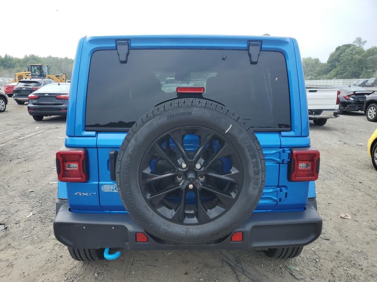 2024 Jeep Wrangler Sahara 4Xe - Image 6