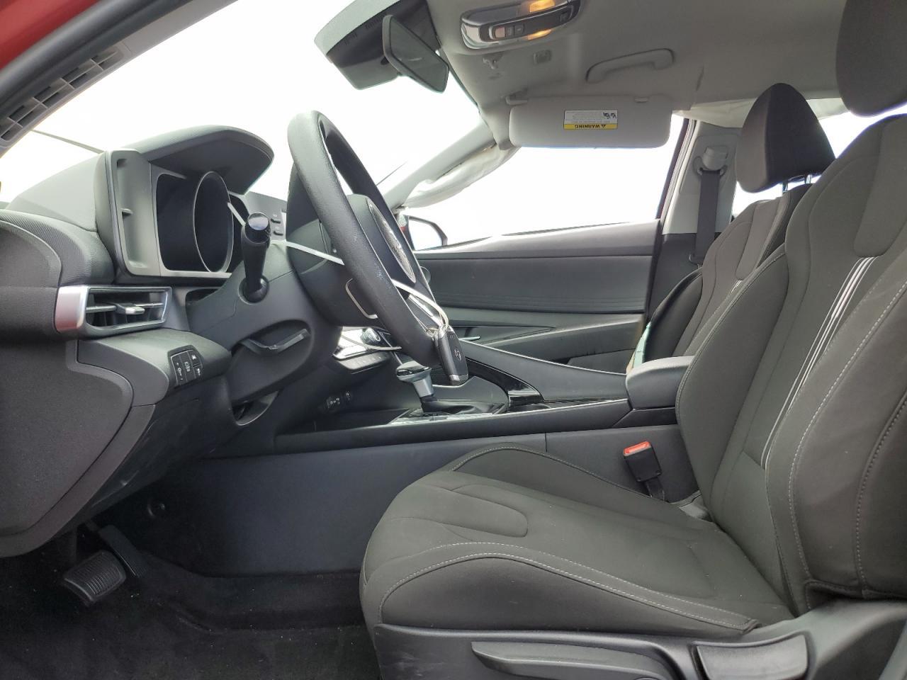 2023 Hyundai Elantra Blue - Image 7