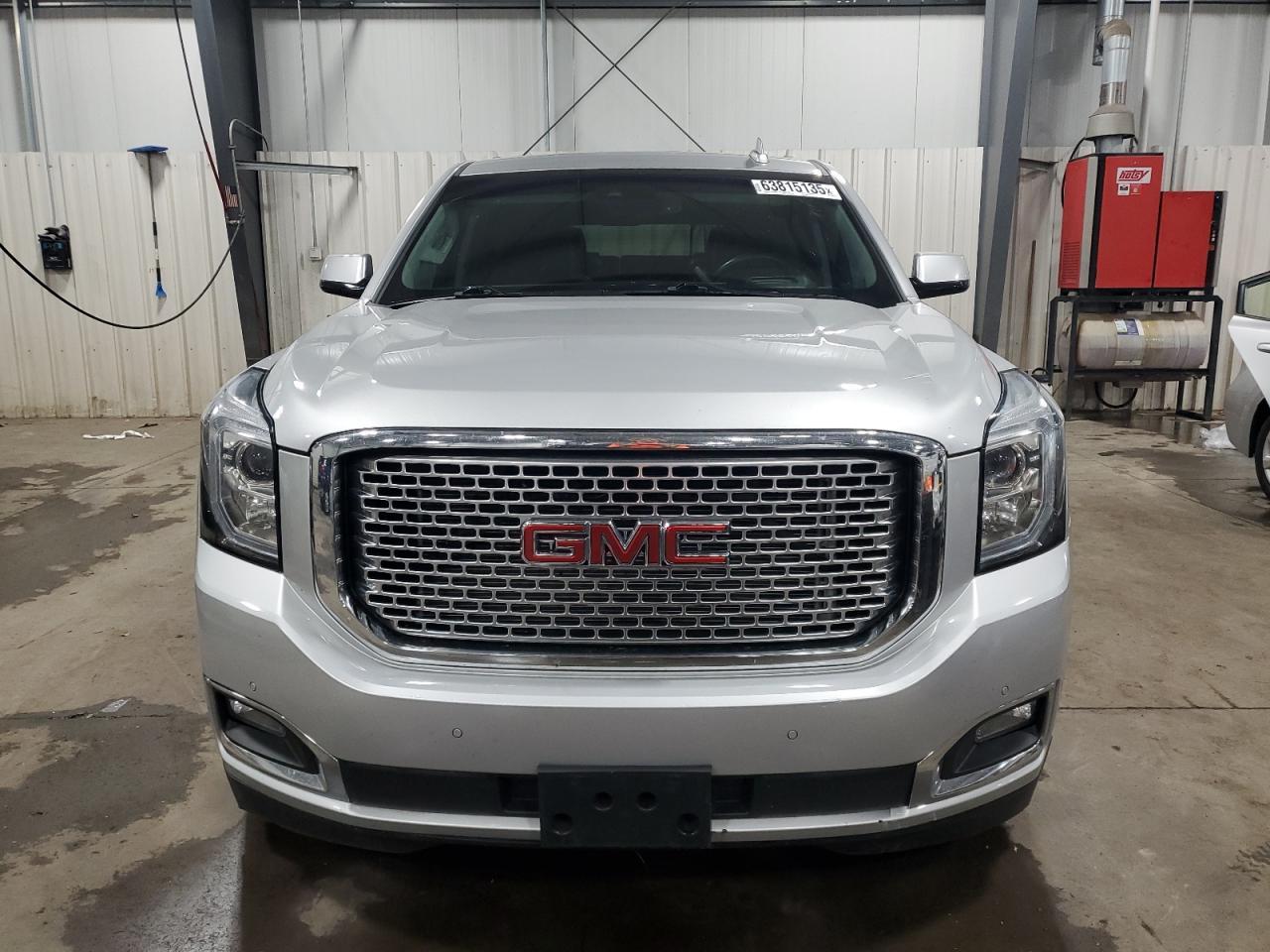 2016 GMC Yukon Denali - Image 5