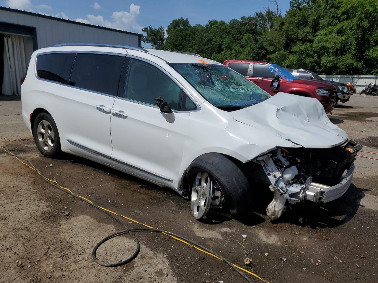 2017 Chrysler Pacifica Touring L Plus - Image 4