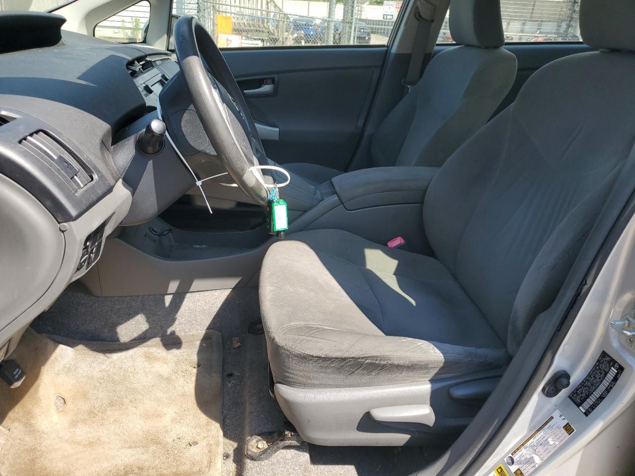 2011 Toyota Prius - Фото 7