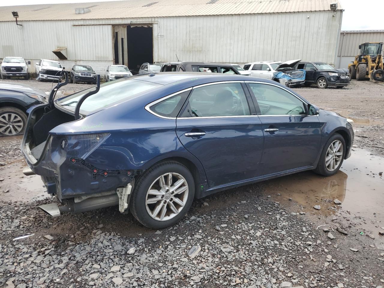 2015 Toyota Avalon Xle - Фото 3