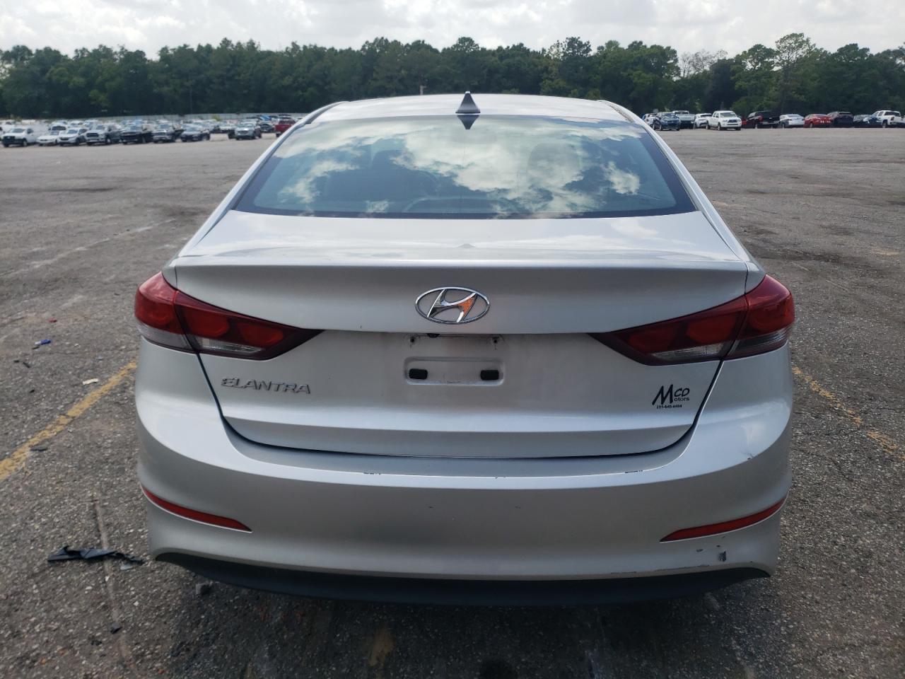 2018 Hyundai Elantra Sel - Image 6