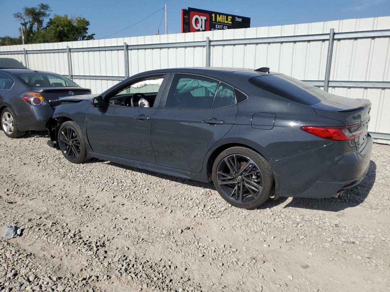 2025 Toyota Camry Xse - Image 2