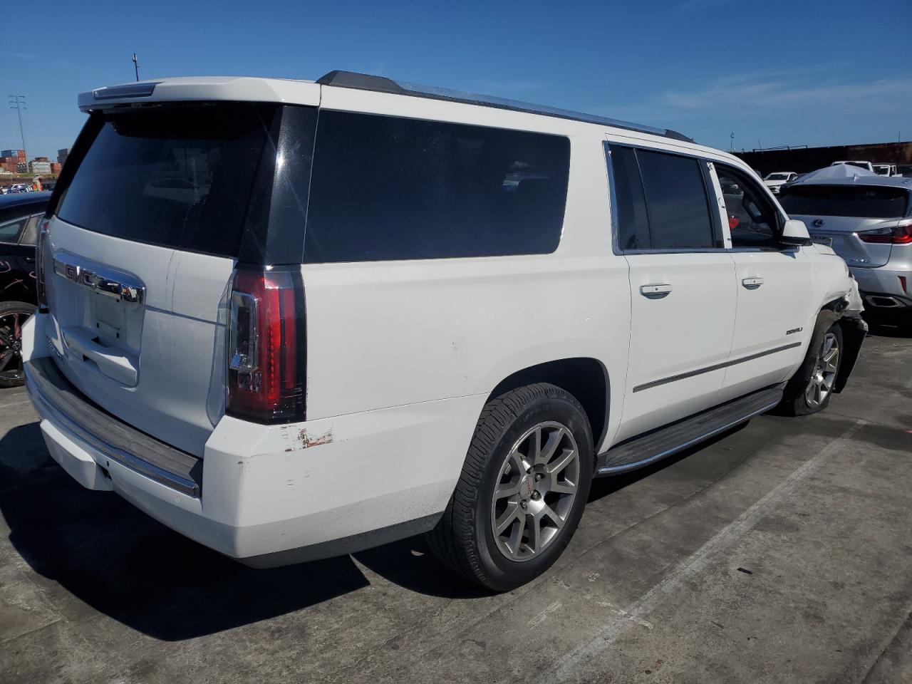 2015 GMC Yukon Xl Denali - Фото 3