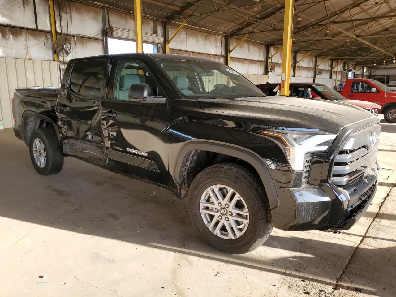 2025 Toyota Tundra Crewmax Sr - Image 4