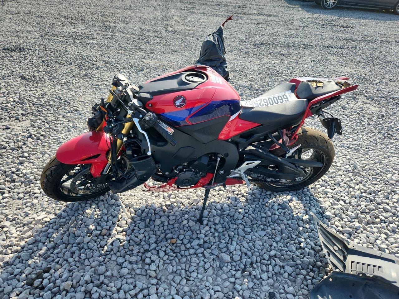 2023 Honda Cbr1000 Ra - Image 3