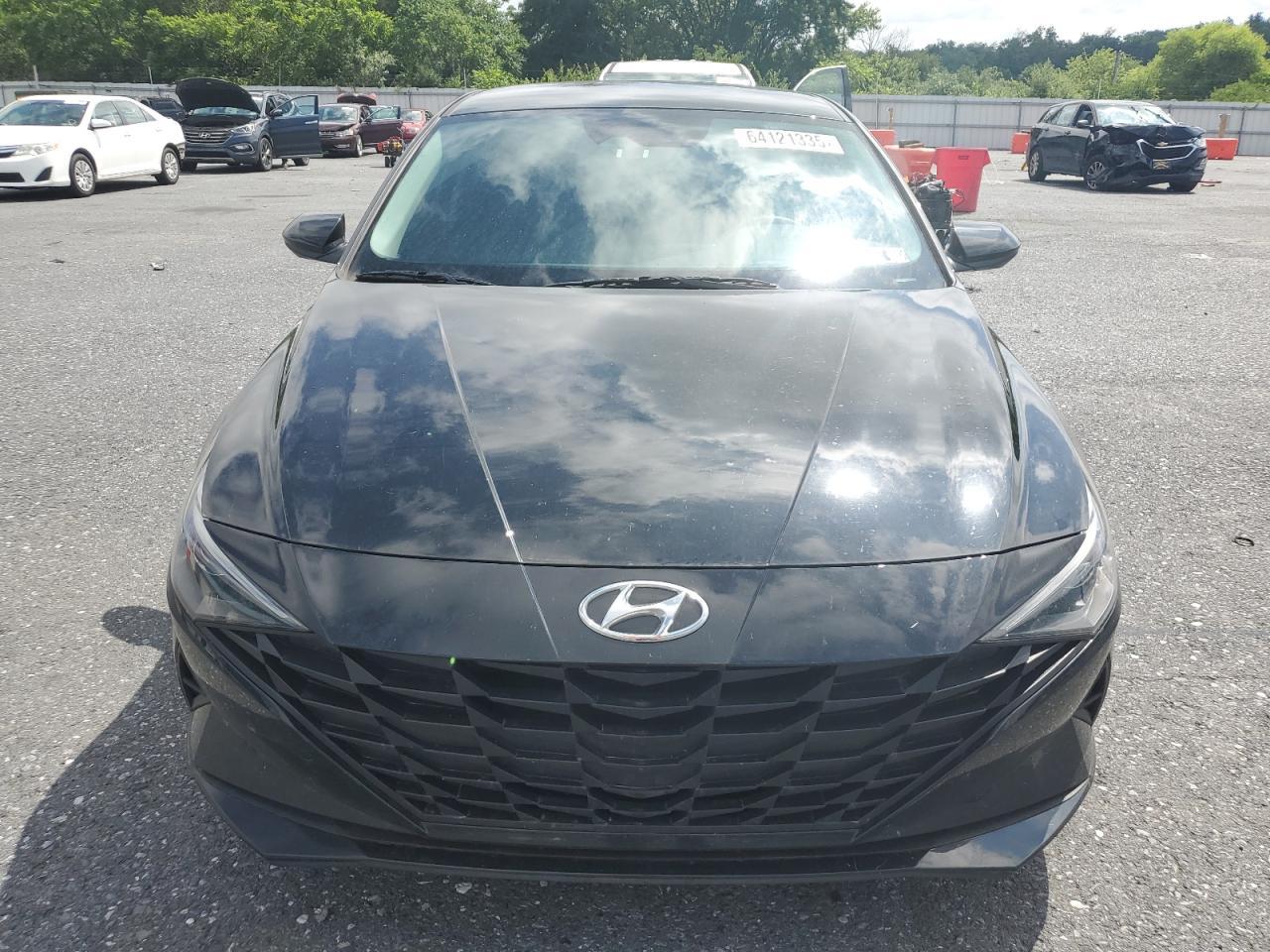 2023 Hyundai Elantra Blue - Image 5
