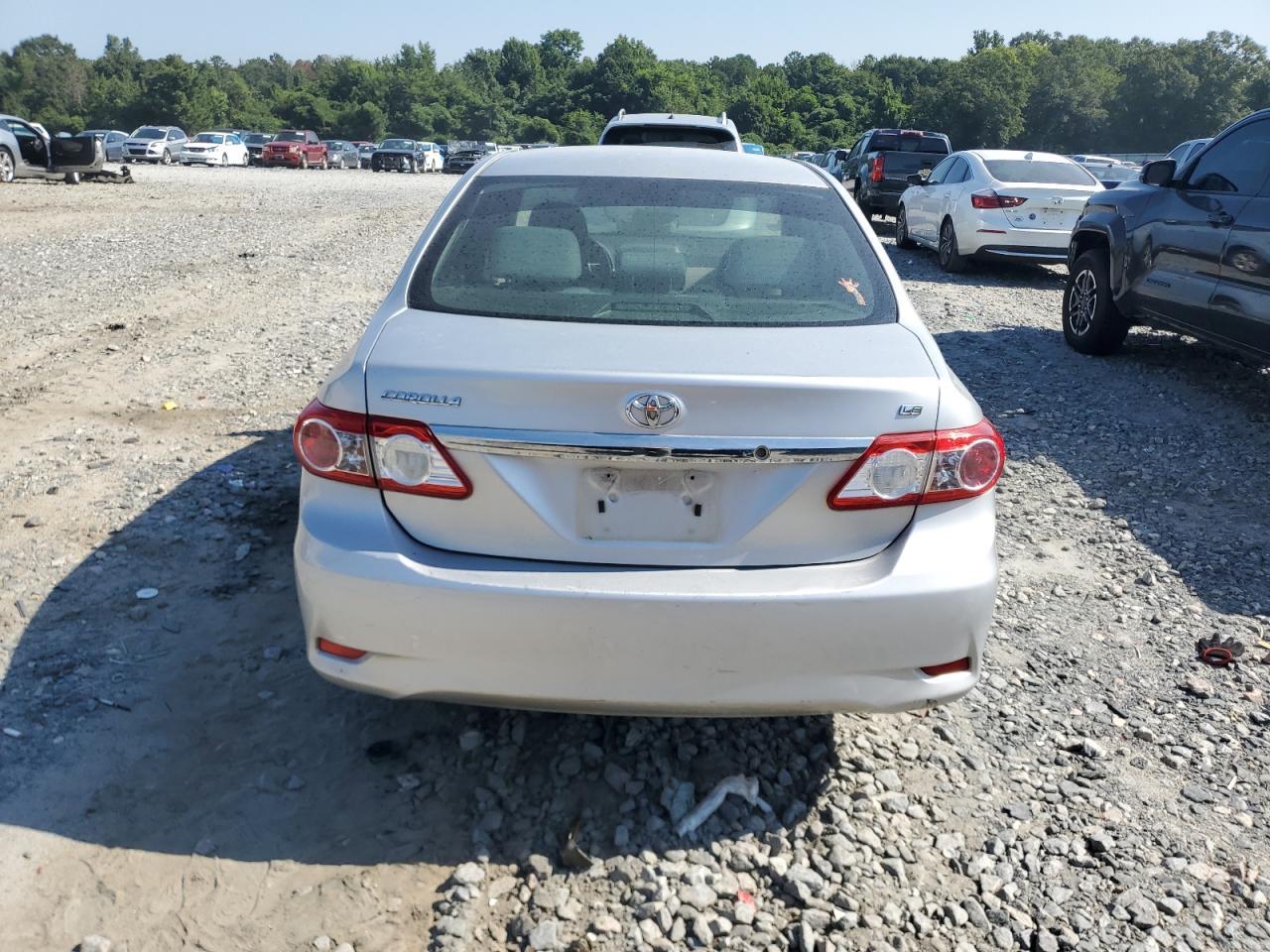 2011 Toyota Corolla Base - Фото 6