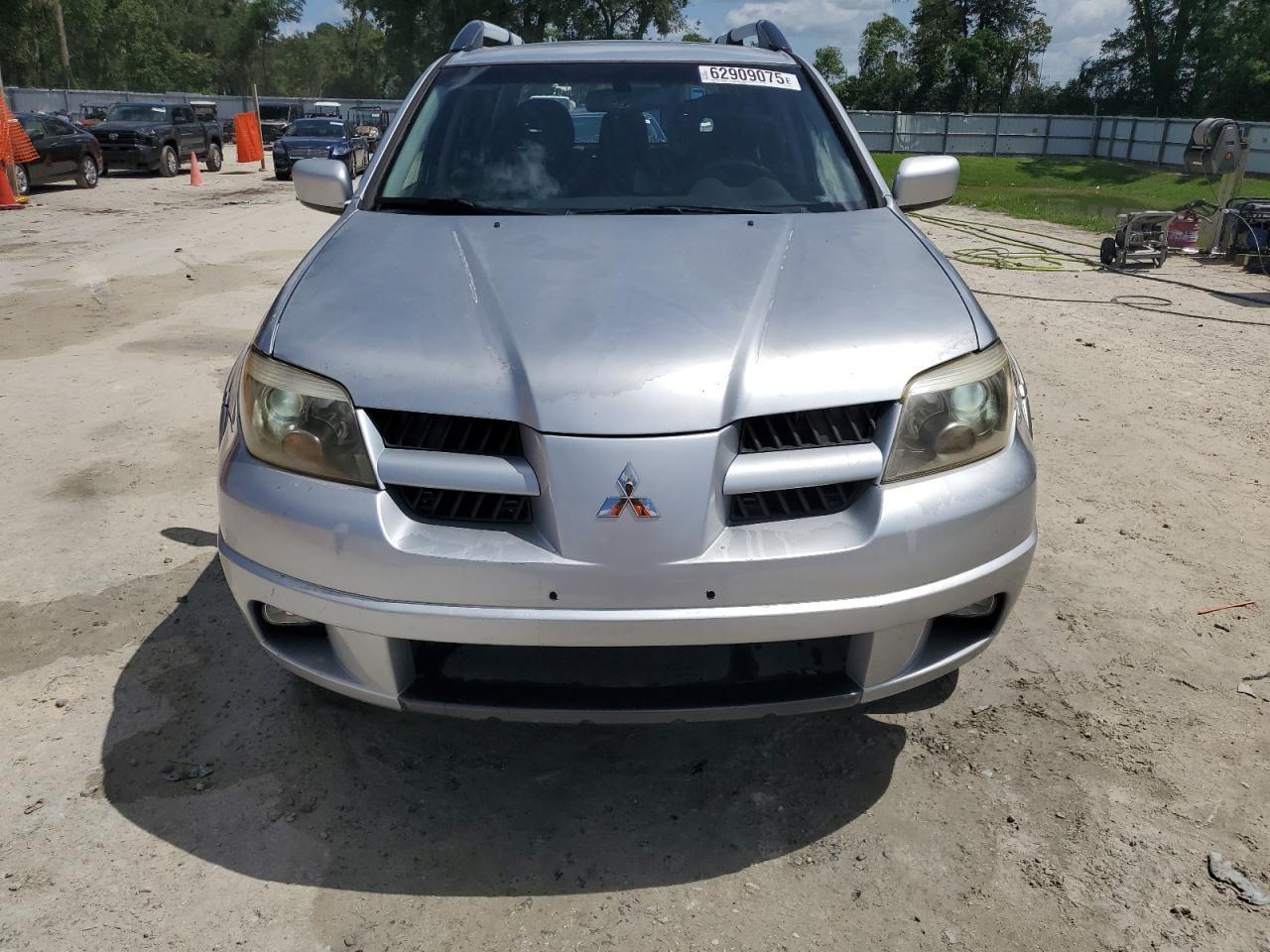 2005 Mitsubishi Outlander Limited - Фото 5