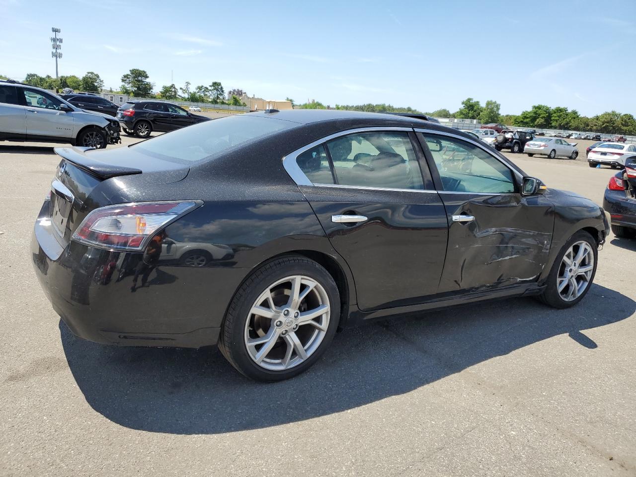 2014 Nissan Maxima S - Image 3