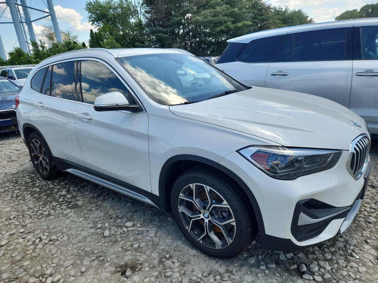 2021 BMW X1 xDrive28I - Image 4