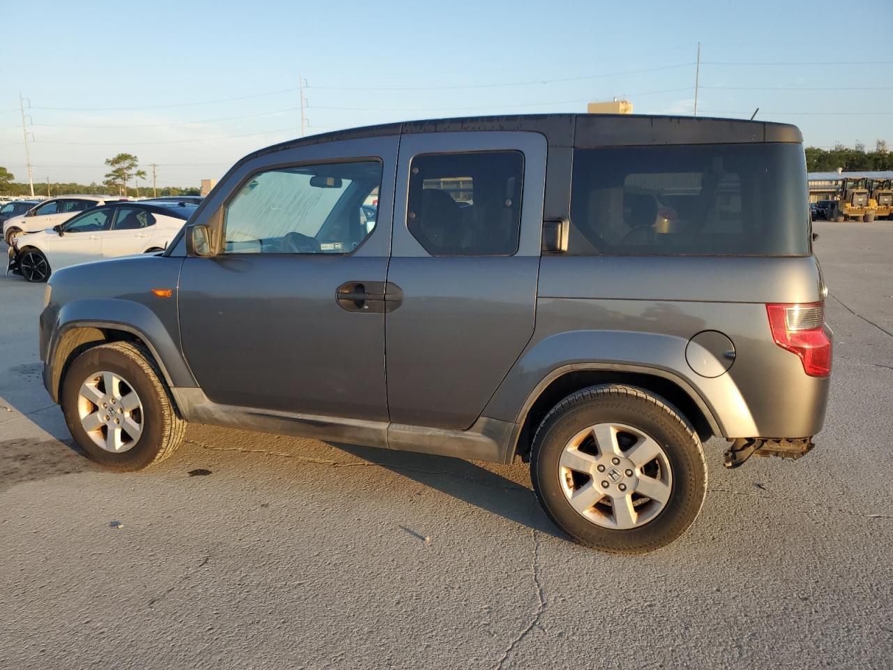 2010 Honda Element Ex - Image 2