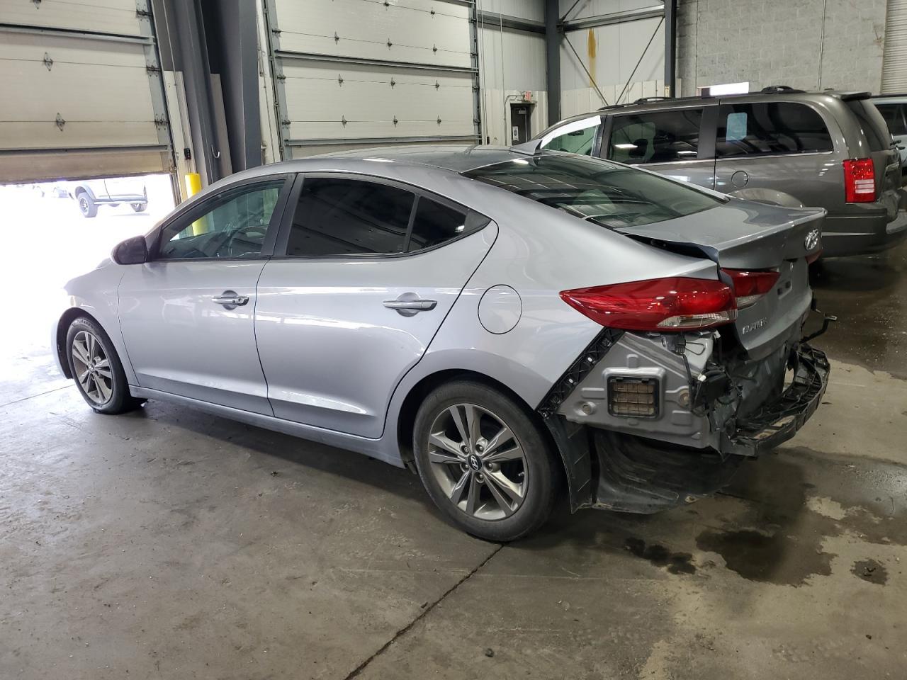 2017 Hyundai Elantra Se - Фото 2