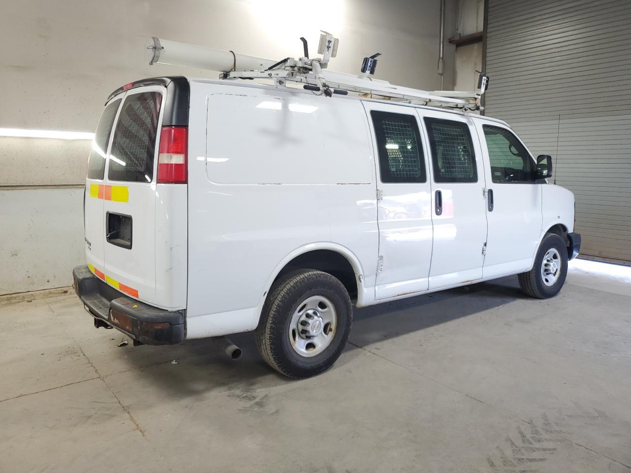 2013 Chevrolet Express G2500 - Фото 3