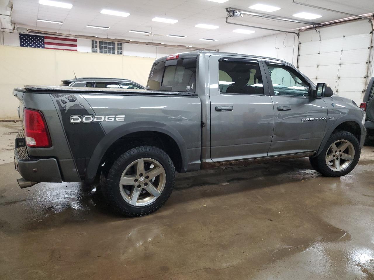 2012 Dodge Ram 1500 Sport - Фото 3
