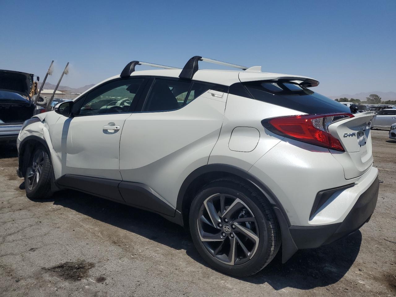 2020 Toyota C-Hr Xle - Фото 2