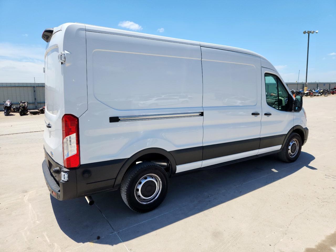 2024 Ford Transit T-250 - Фото 3