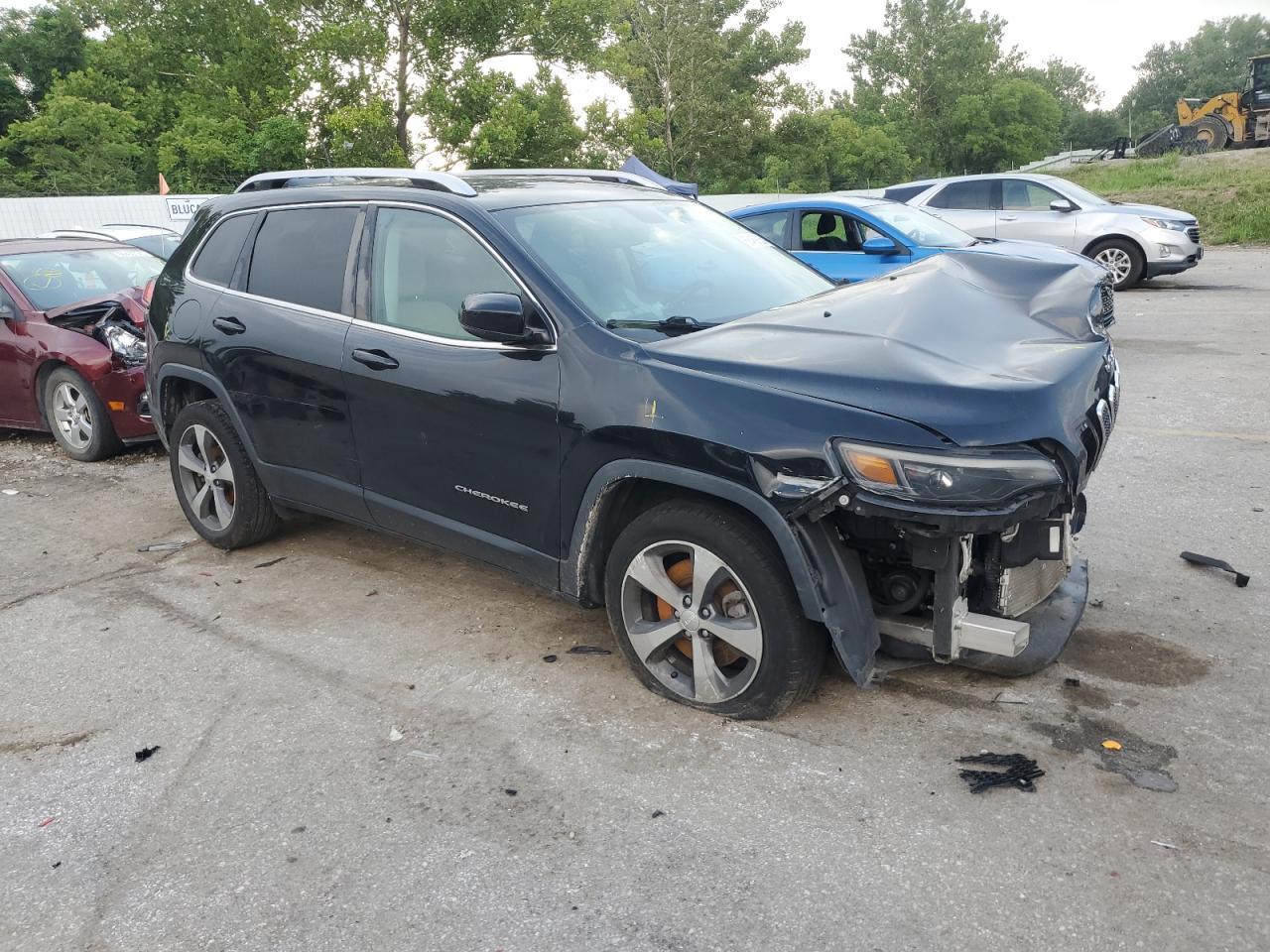 2019 Jeep Cherokee Limited - Image 4