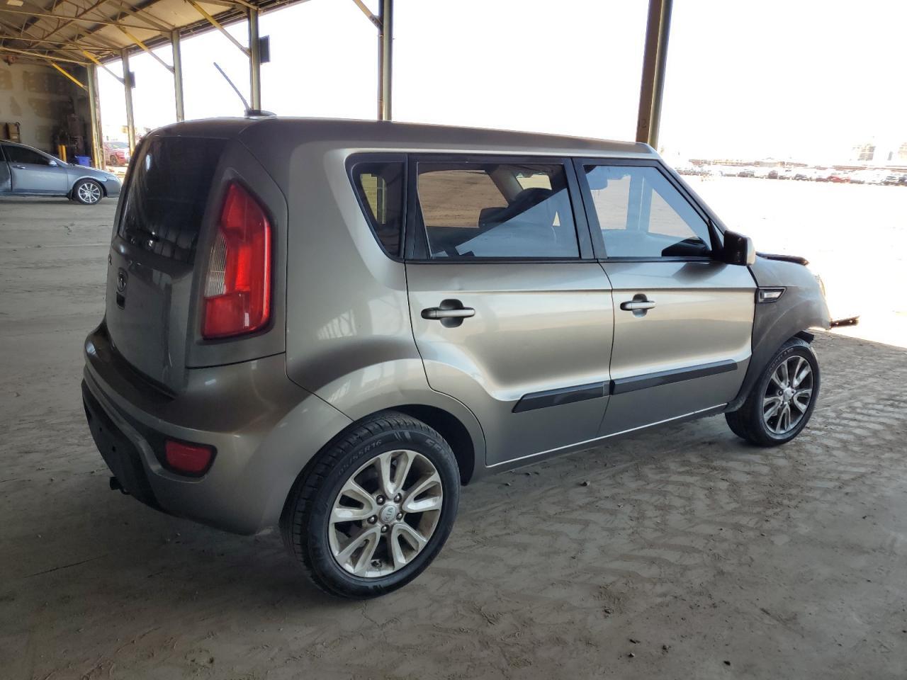 2013 Kia Soul - Image 3