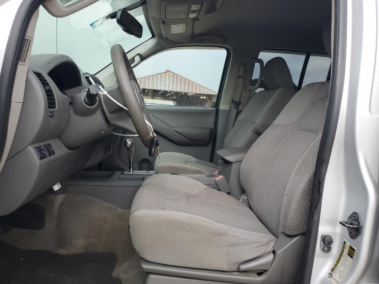 2012 Nissan Frontier S - Фото 7