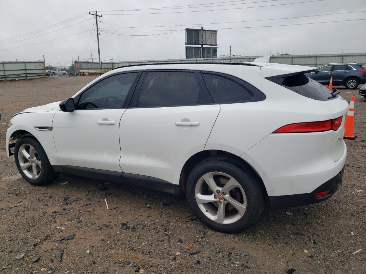 2018 Jaguar F-Pace Premium - Фото 2