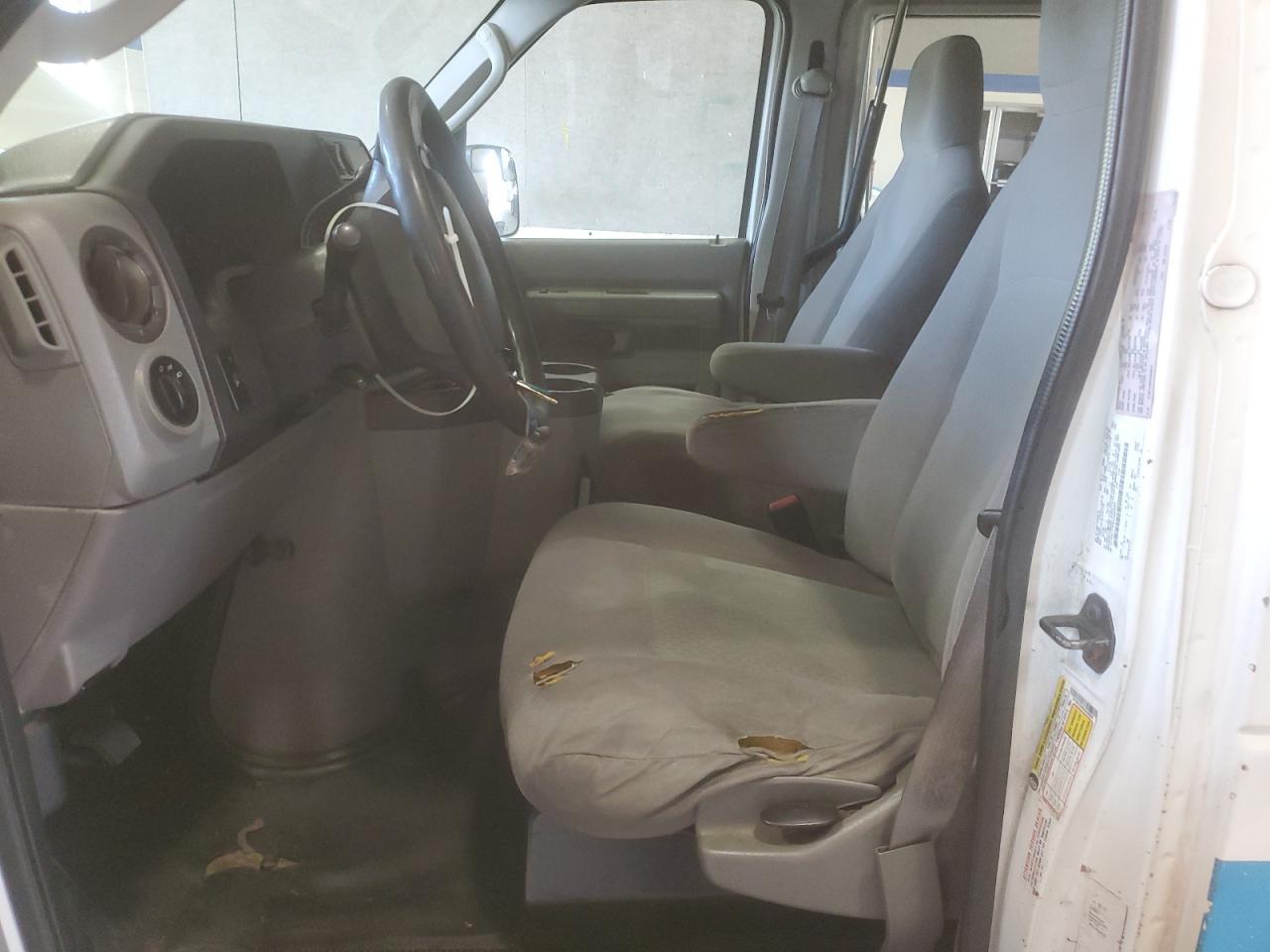 2012 Ford Econoline E150 Van - Image 7