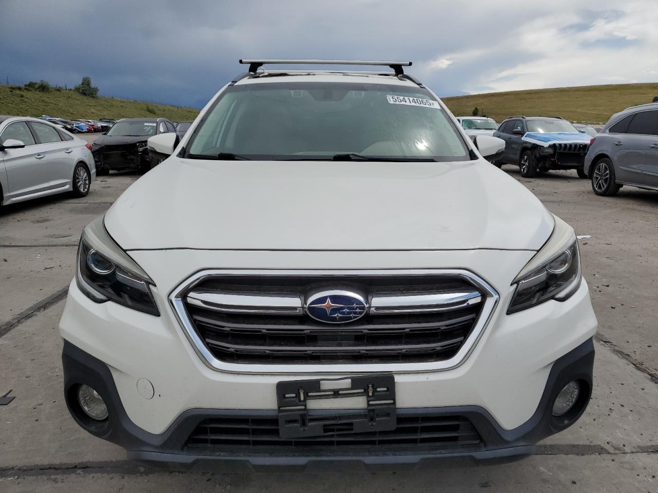 2018 Subaru Outback Touring - Image 5