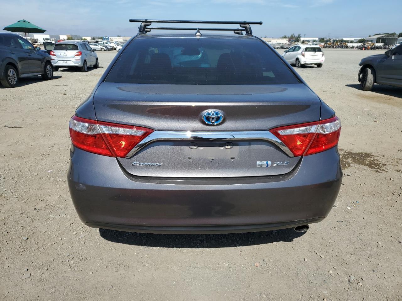 2017 Toyota Camry Hybrid - Фото 6