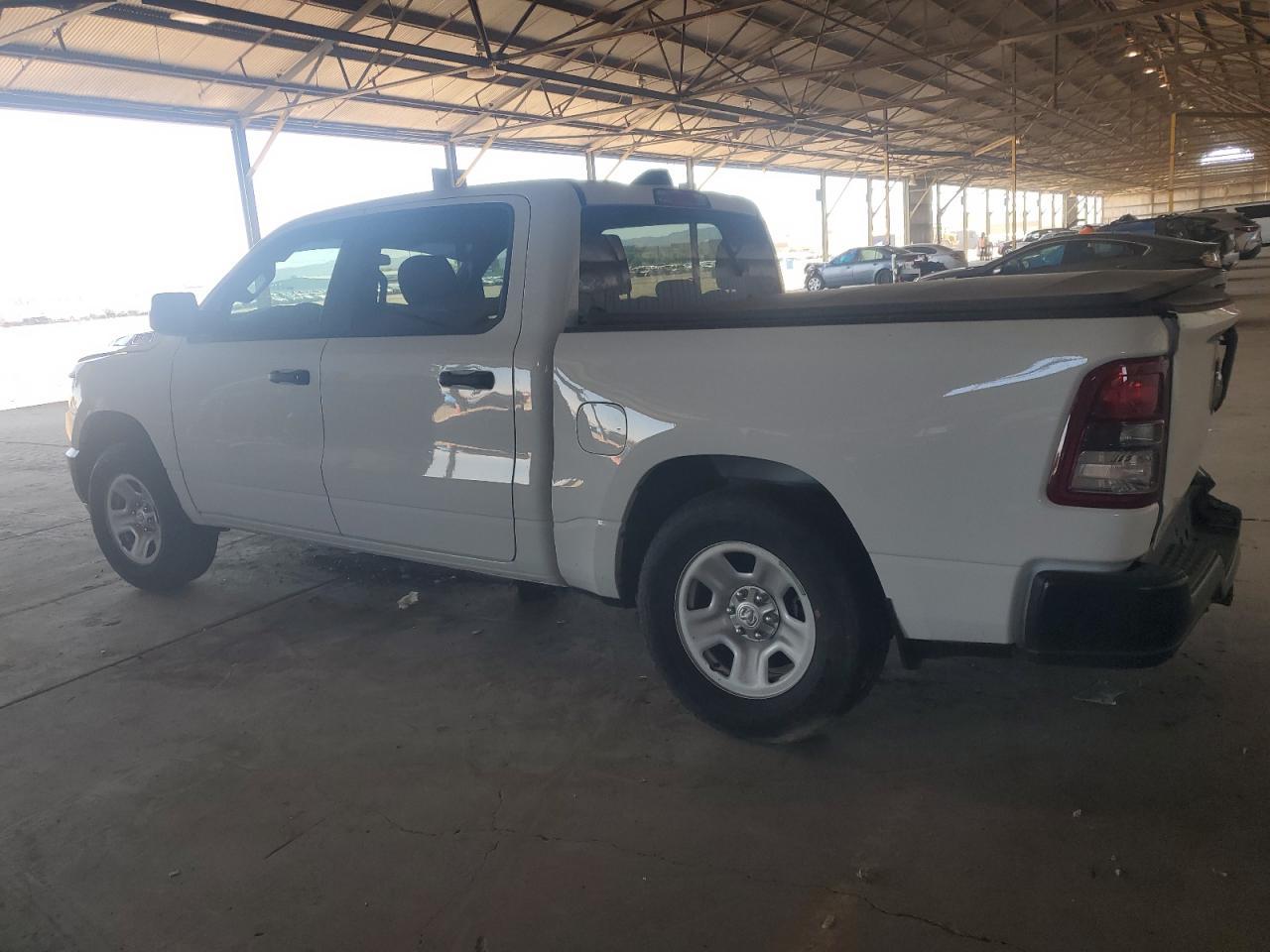 2023 Ram 1500 Tradesman - Фото 2