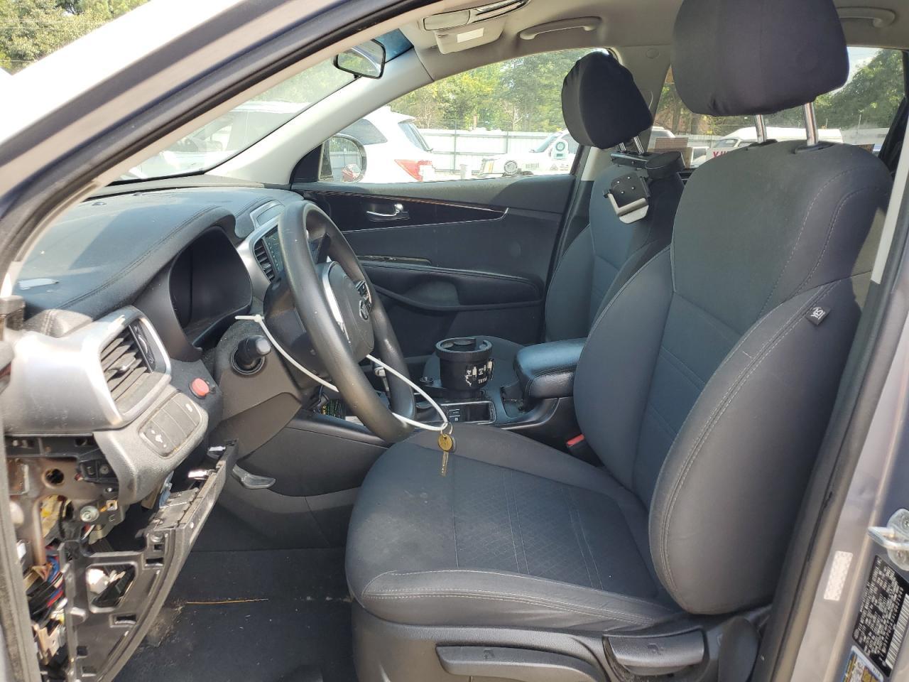 2020 Kia Sorento S - Image 7