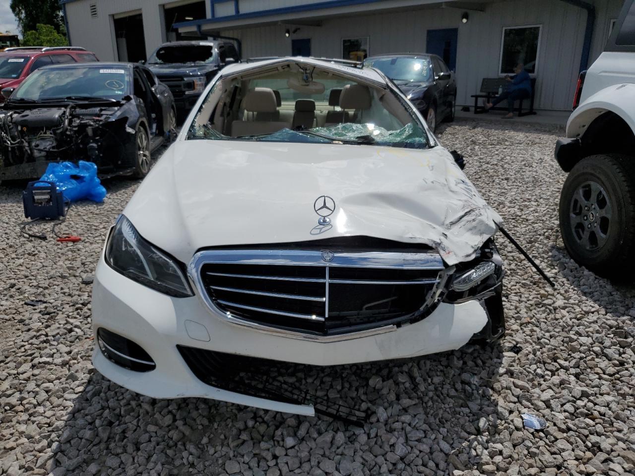 2014 Mercedes-Benz E 350 4Matic - Фото 5