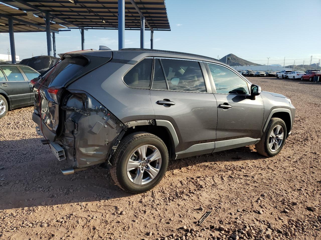 2022 Toyota Rav4 Xle - Image 3
