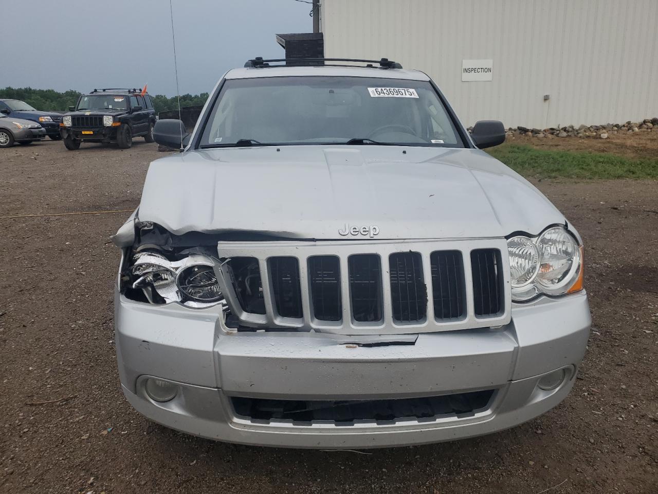 2008 Jeep Grand Cherokee Laredo - Image 5