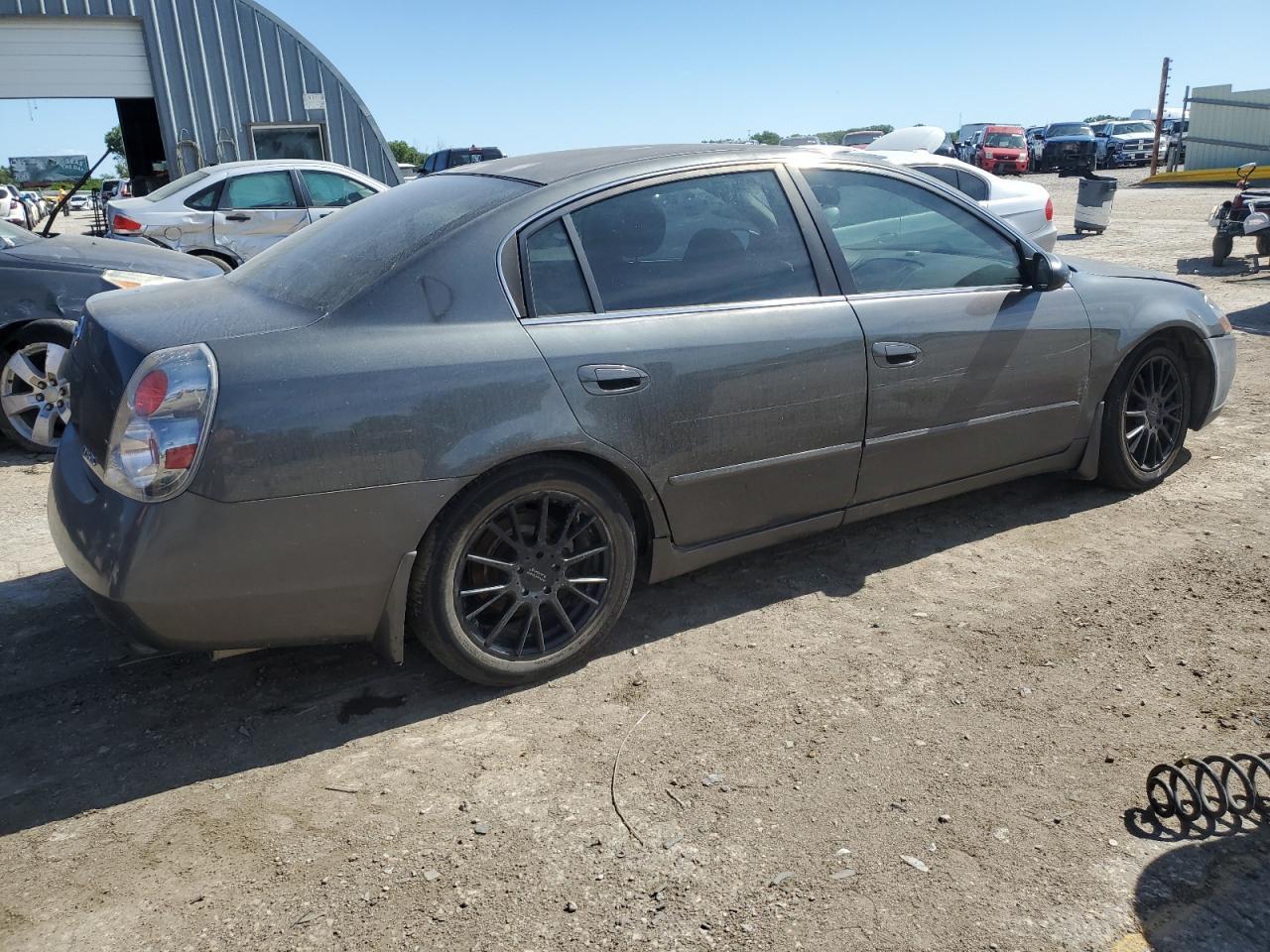 2005 Nissan Altima S - Image 5