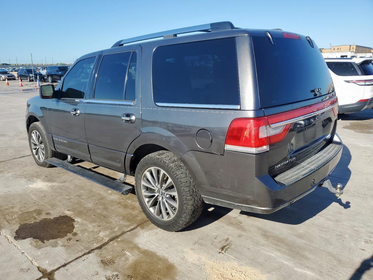 2015 Lincoln Navigator - Фото 2