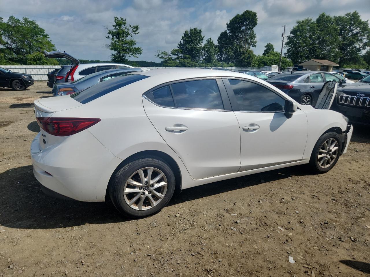 2015 Mazda 3 Touring - Фото 3