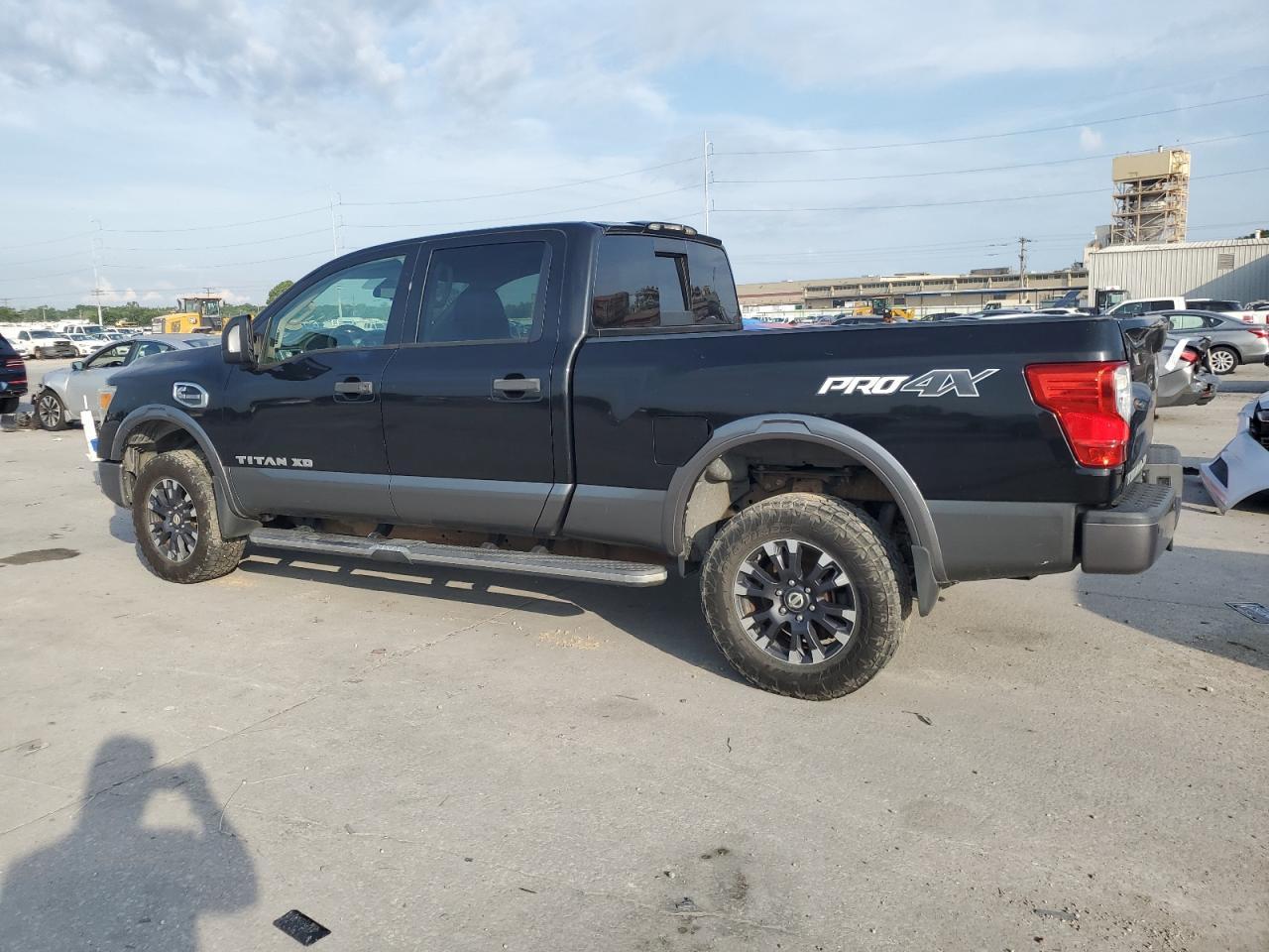 2016 Nissan Titan Xd Sl - Фото 2