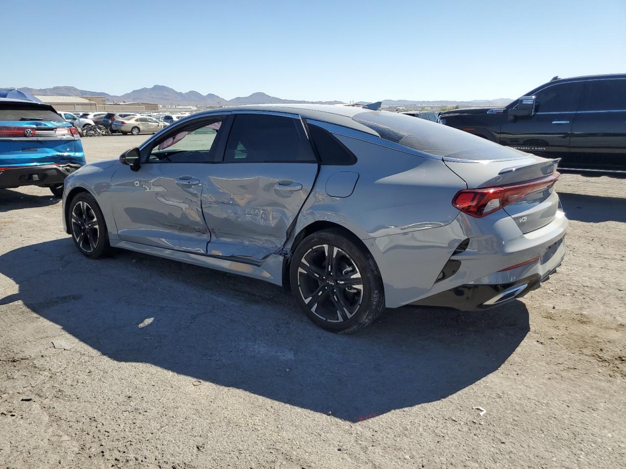 2023 Kia K5 Gt Line - Image 2
