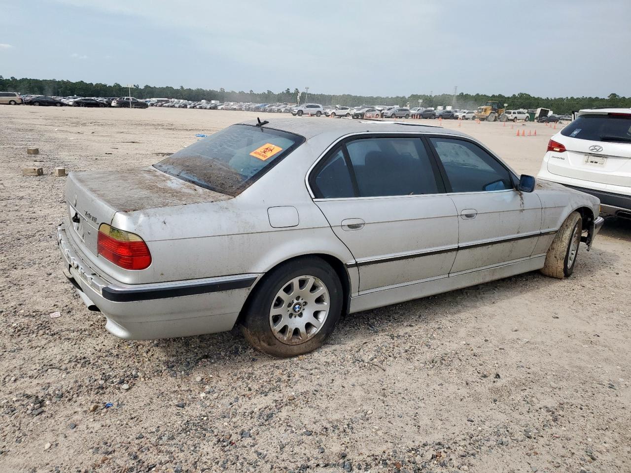 2001 BMW 740 - Image 3
