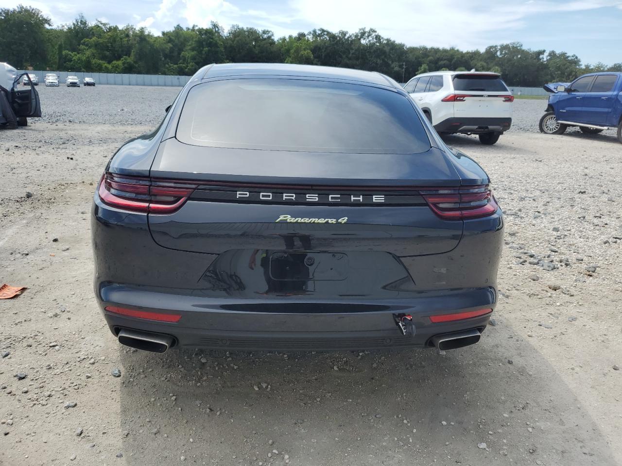2020 Porsche Panamera 4 E-Hybrid - Фото 6