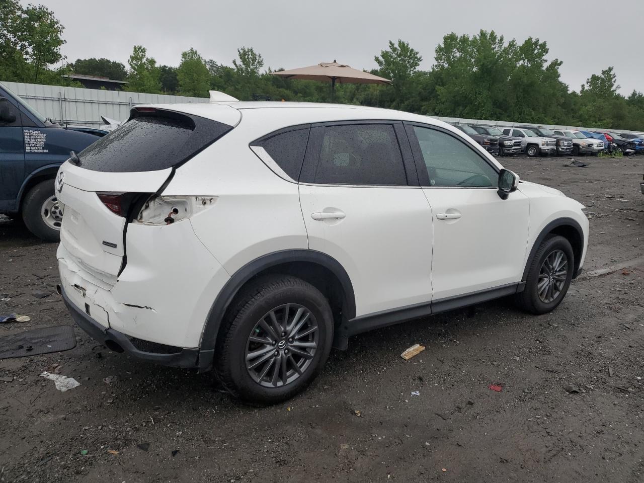2019 Mazda Cx-5 Touring - Image 3