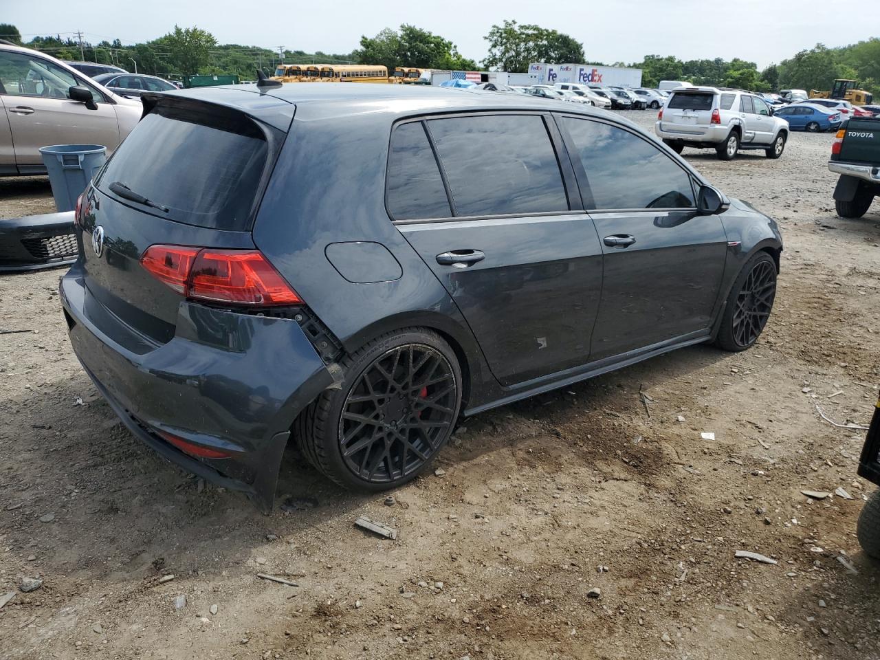 2016 Volkswagen Gti S/Se - Image 3