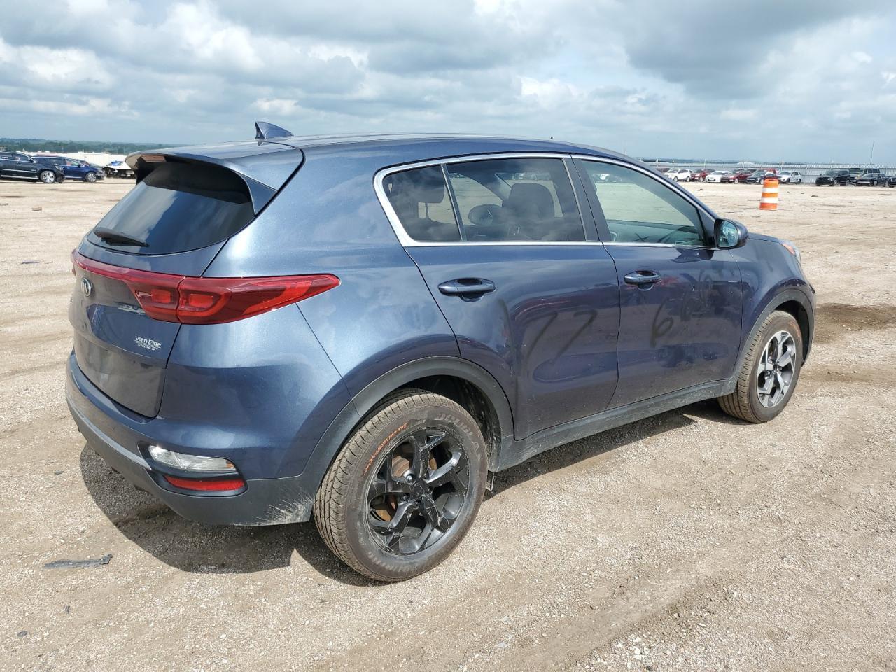 2020 Kia Sportage Lx - Фото 3