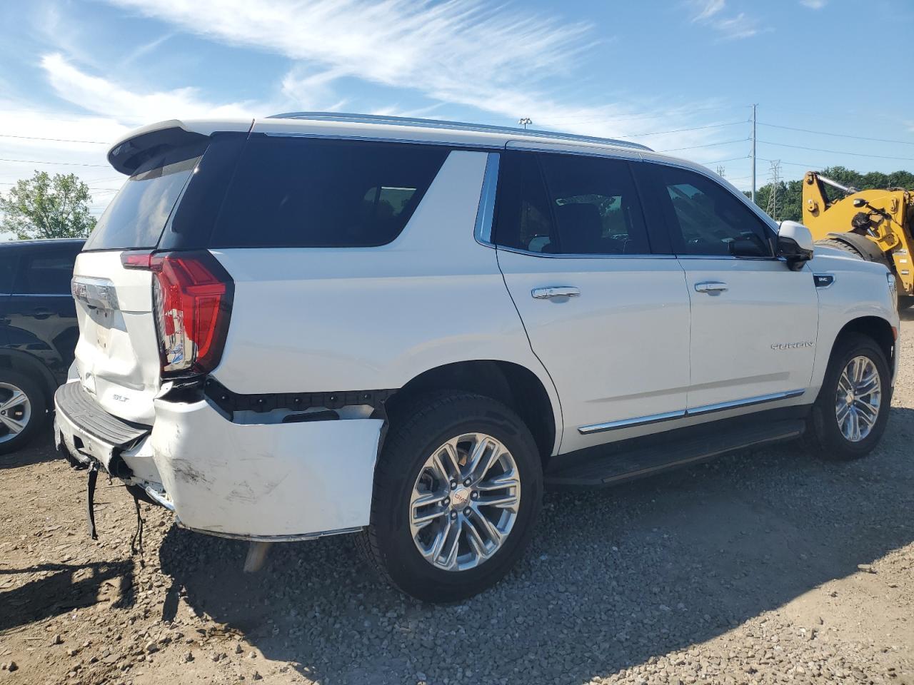 2023 GMC Yukon Slt - Фото 3