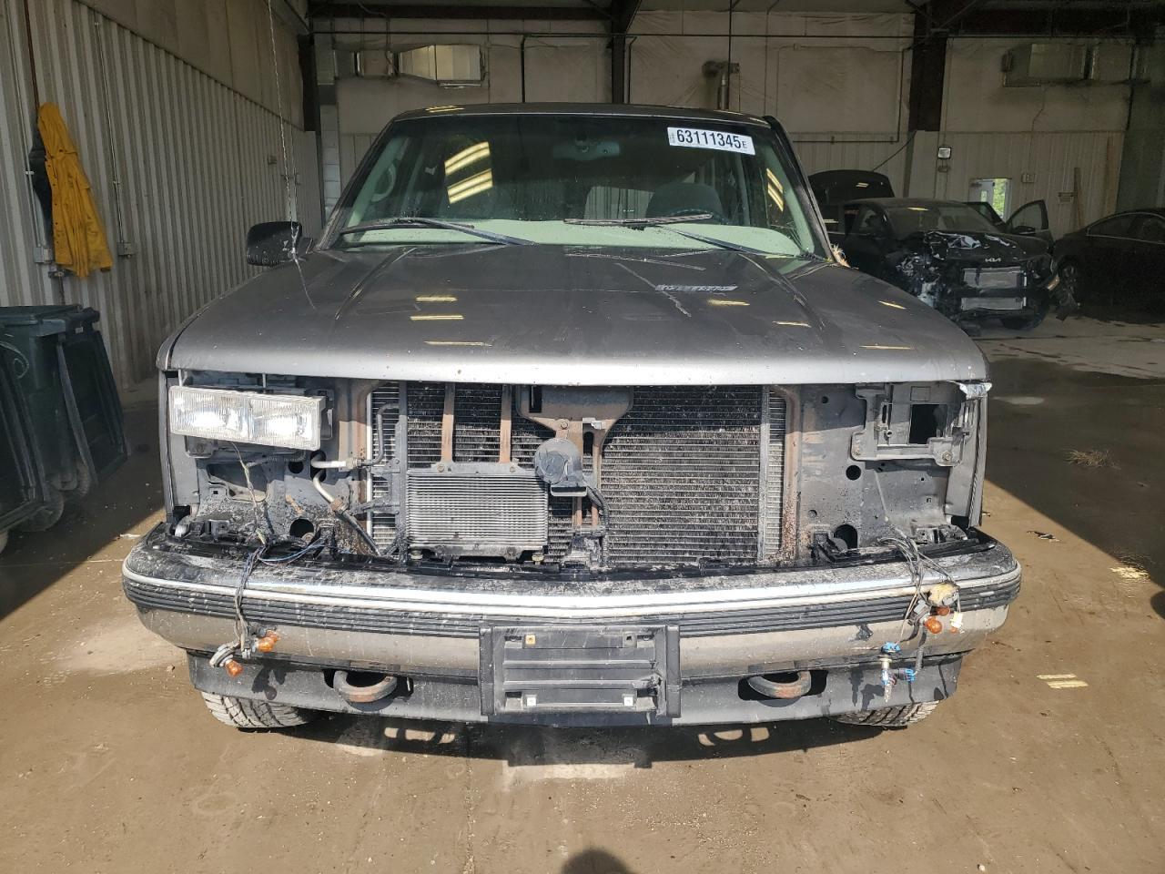 1999 Chevrolet Suburban K1500 - Image 5